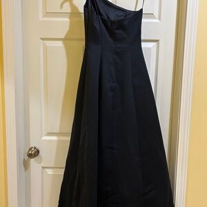 Elegant Black Evening Gown